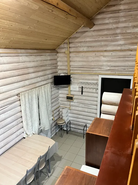 Коттедж Гостевой дом у озера в сосновом бору — Половина