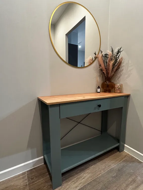 Уютная стильная студия в новом доме бизнес класса