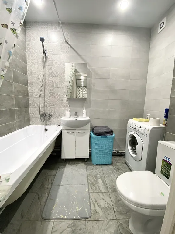 Уютная квартира около Аквамолла