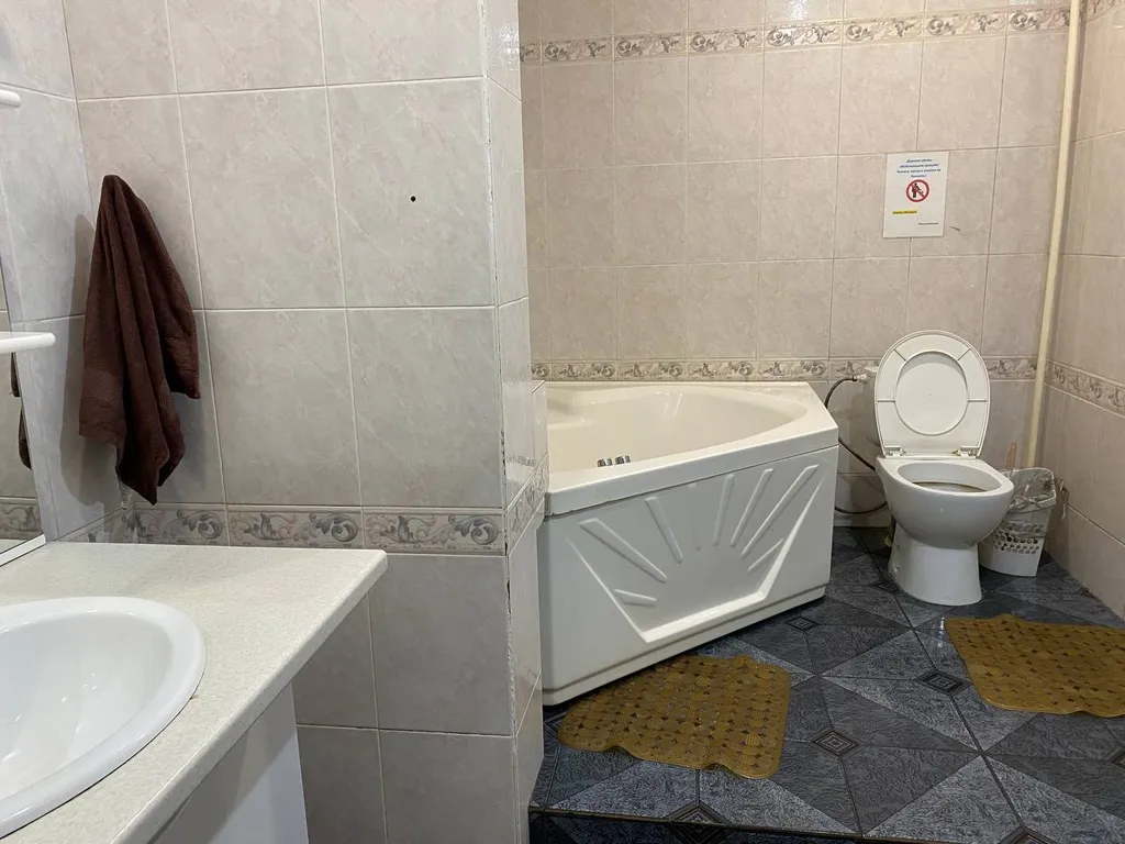 Коттедж с сауной и бассейном