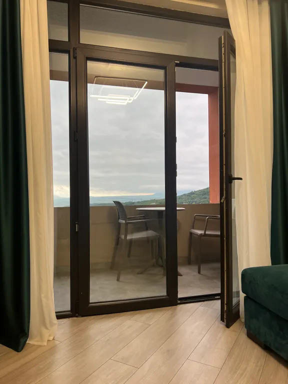 Уютный апартамент с красивом видом