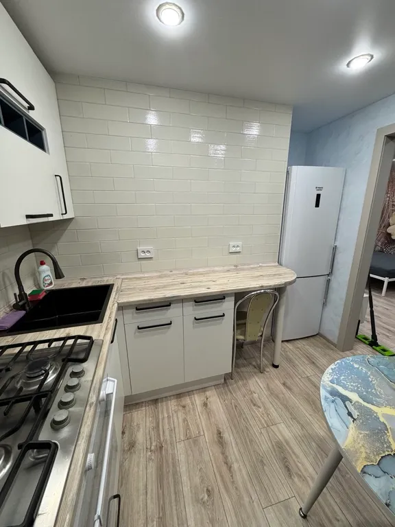 Совсем новенькая квартира