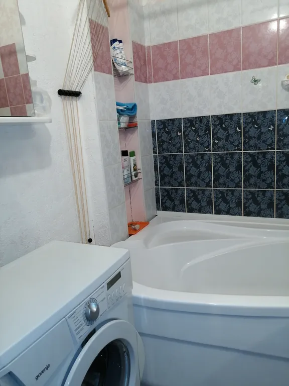 Уютная комната в трёхкомнатной квартире недалеко от метро Гражданский проспект