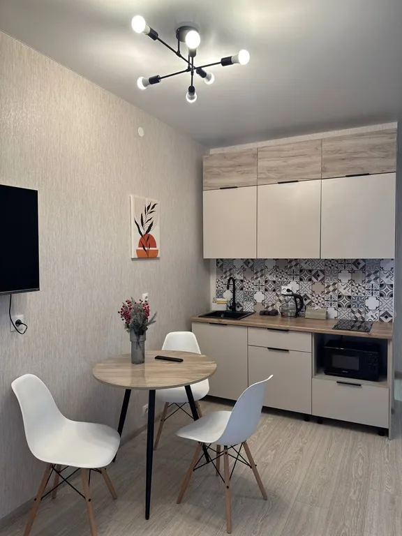 Светлые комфортные апартаменты