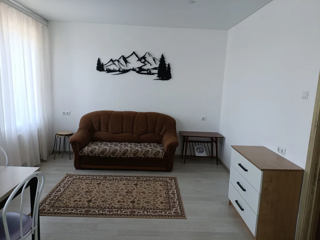 Уютная квартира рядом с ГЛЦ Металлург Магнитогорск и озеро Банное