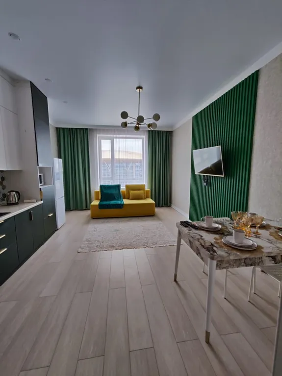 Евродвушка около ботанического сада