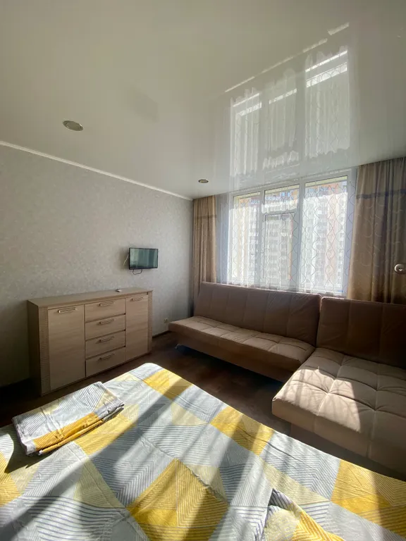 Большая квартира, рядом с Аквапарком и детской областной больницей