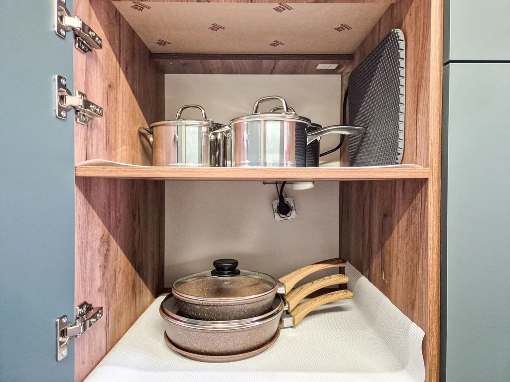 Студия с видом на реку