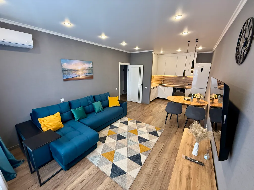 Отличная квартира в живописном месте города с видом на лес и город — аренда посуточно в Пермь