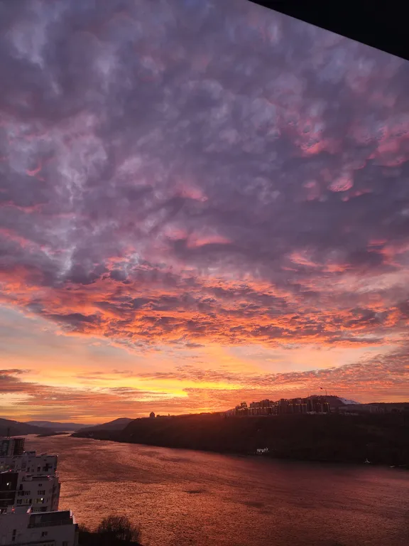 Квартира Уютная квартира с эксклюзивным видом — Красноярск