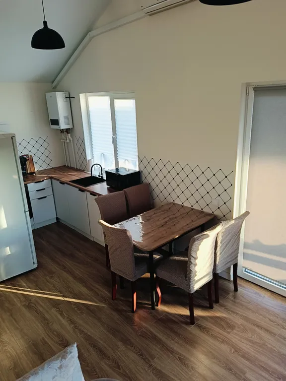 Уютный дом с бассейном под ключ