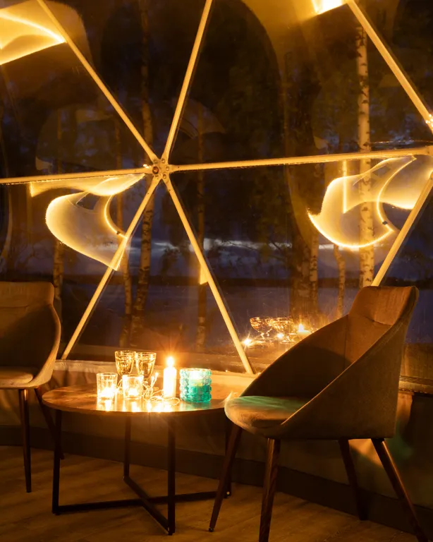 Сфера VIP с камином и купелью, с видом на море