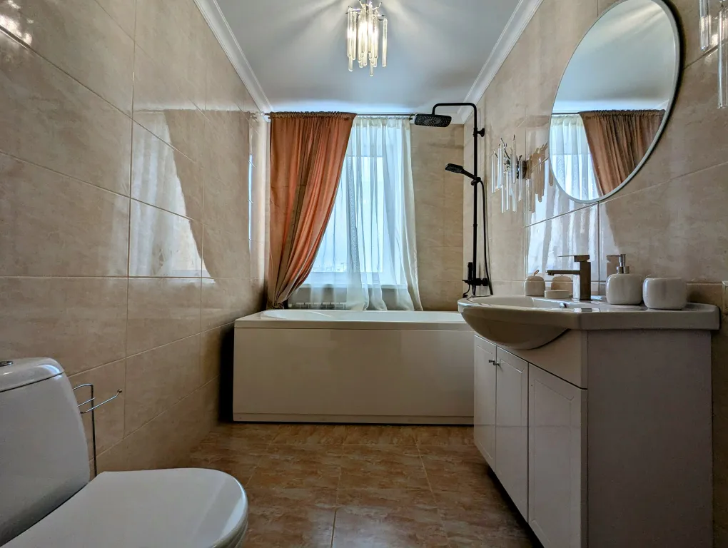 8-комнатный Дом