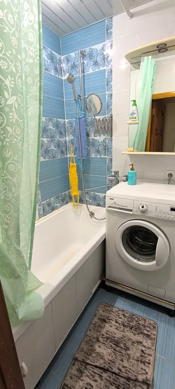 Трешка в центре, у вокзала