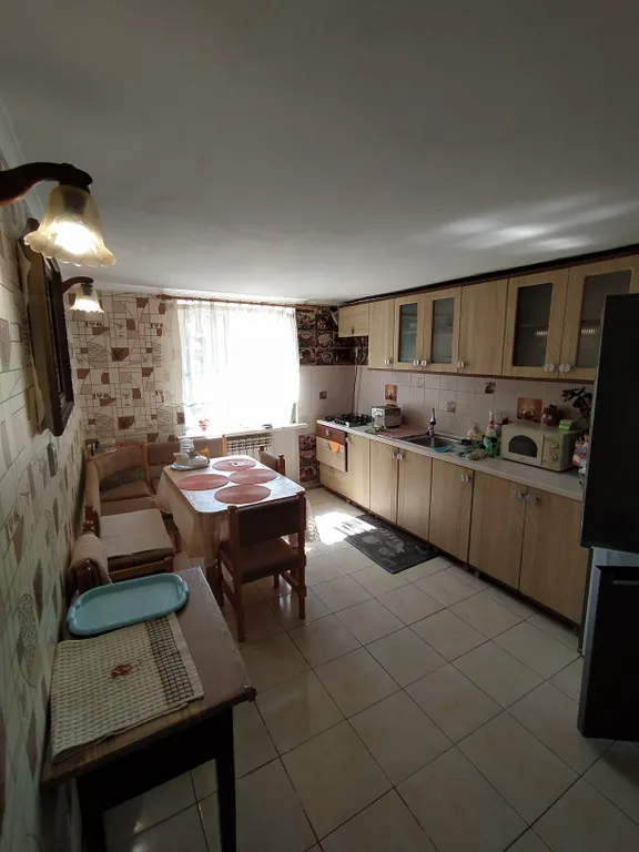 Трехкомнатный дом с парковкой