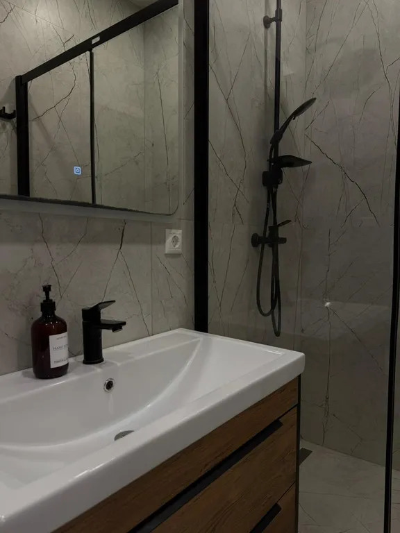 Дом с теплым бассейном 35’