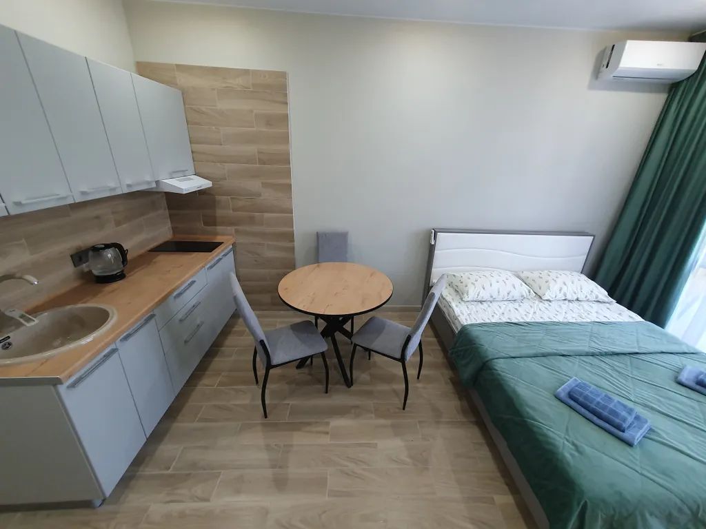 Квартира с бассейном