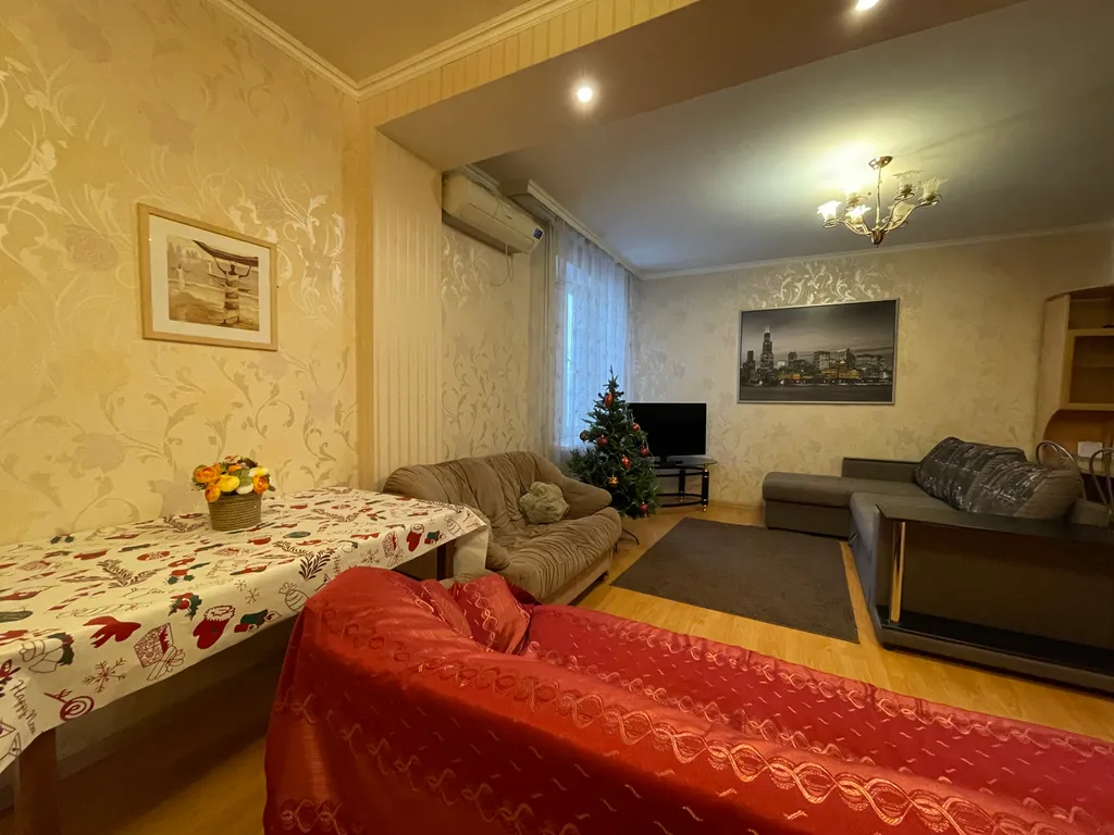 Большая квартира рядом с зоопарком и дельфинарием, метро Заельцовская