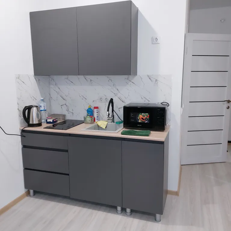 Уютная студия около Ботанического сада возле метро цена от 2000 за сут