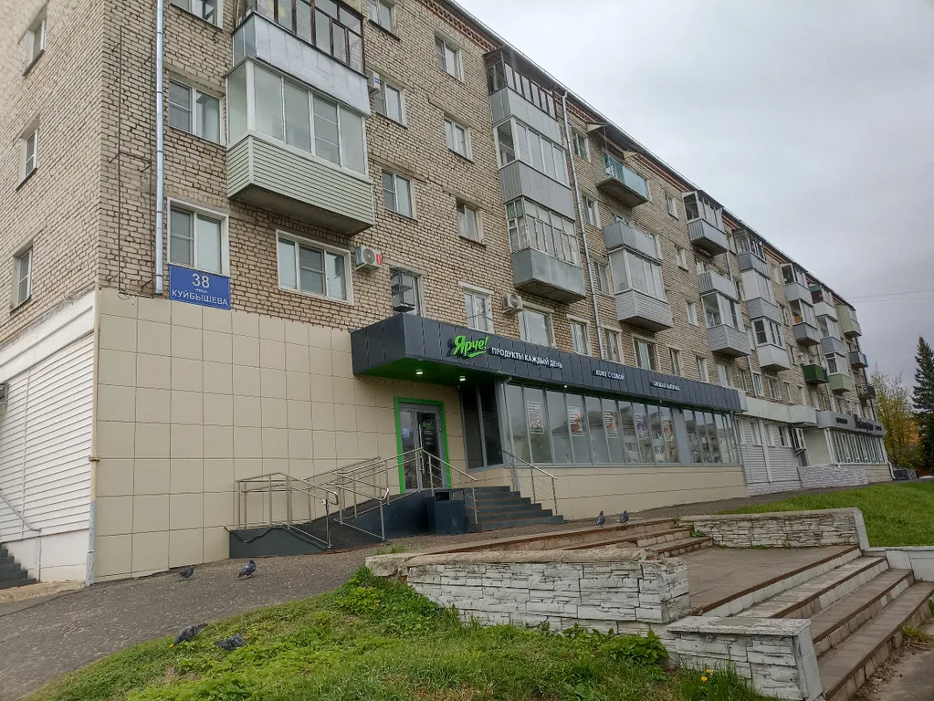 Уютная квартира в 5 минутах от центра, с видом на площадь