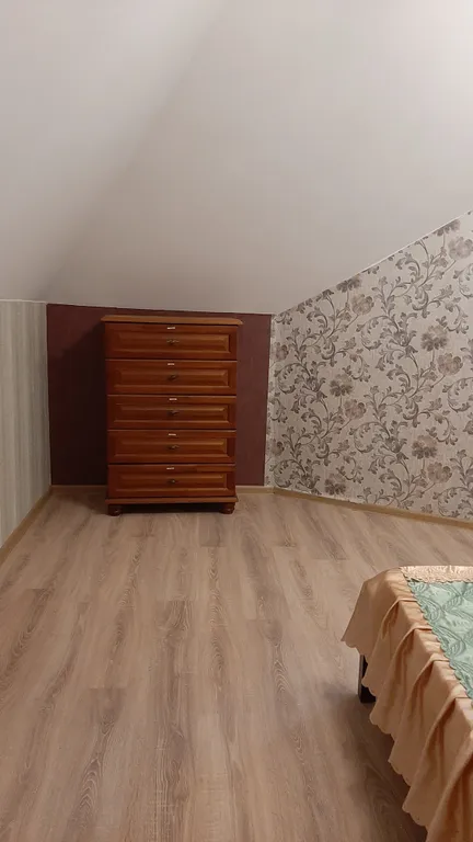 Дом по этажно, отдельным входом