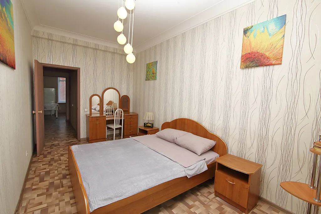 Просторная квартира на правом берегу