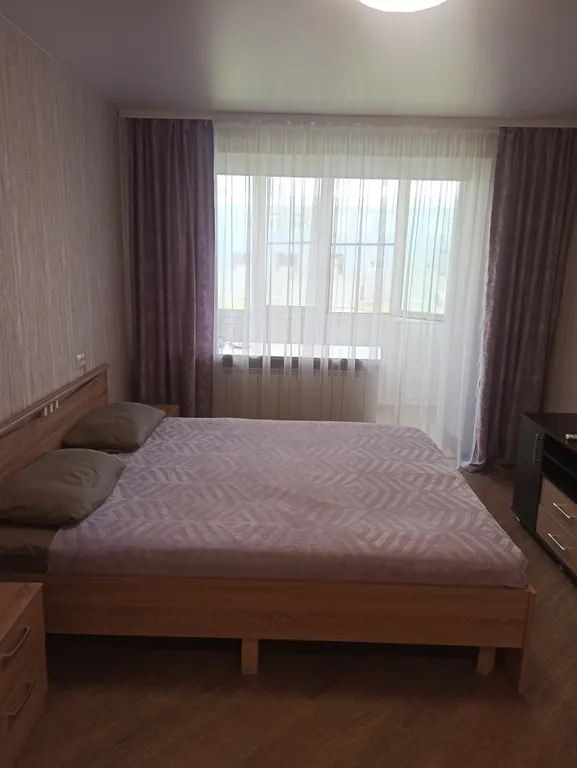 Уютная 1-комнатная квартира в тихом районе города — аренда посуточно в Псков