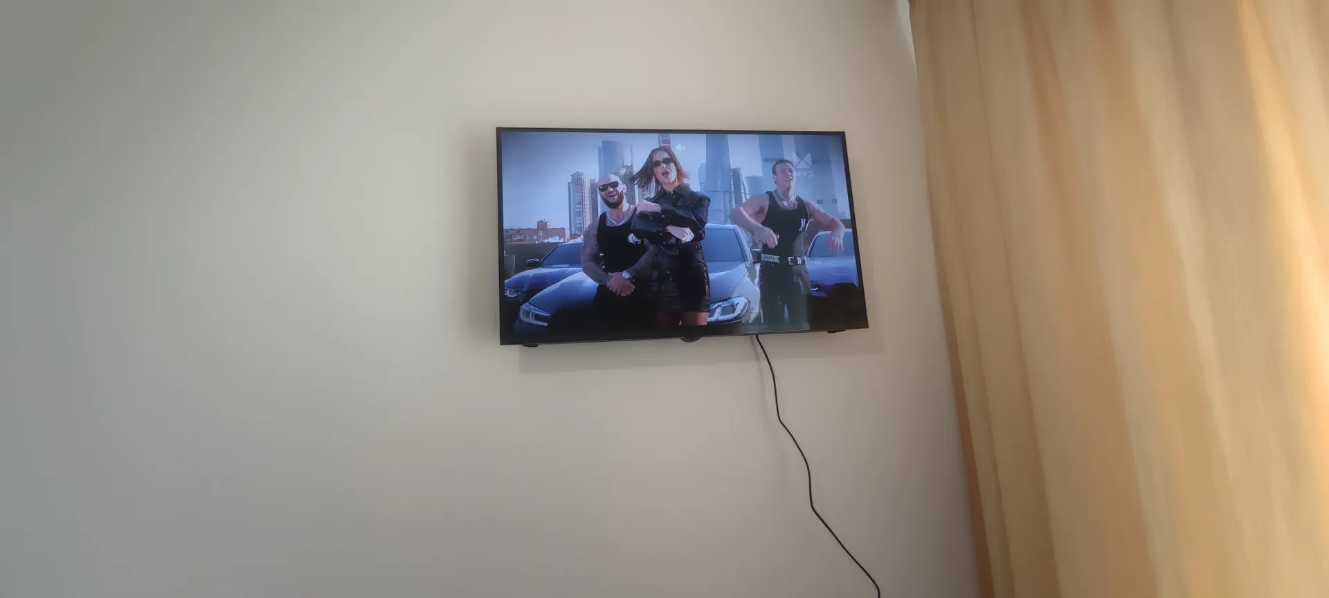 Телевизор Smart TV на кухне