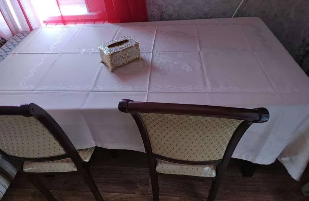 Дом недалеко от колоннады