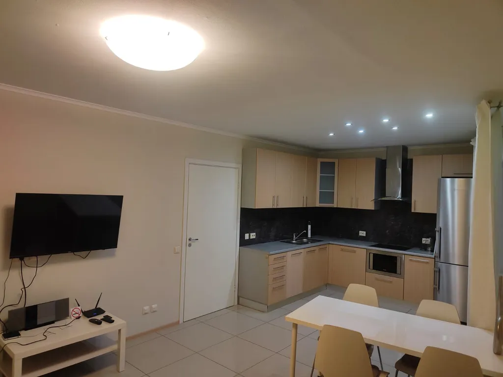 Квартира с прекрасным видом на озеро Онего в расширенном центре