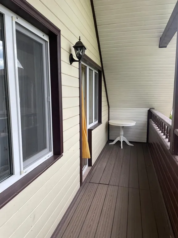 Дом у озера