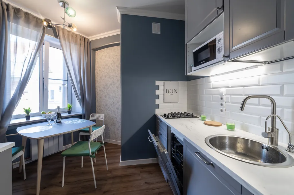 Квартира Квартира 2-ком кв в центре, бесплатная парковка, видовой балкон — Санкт-Петербург