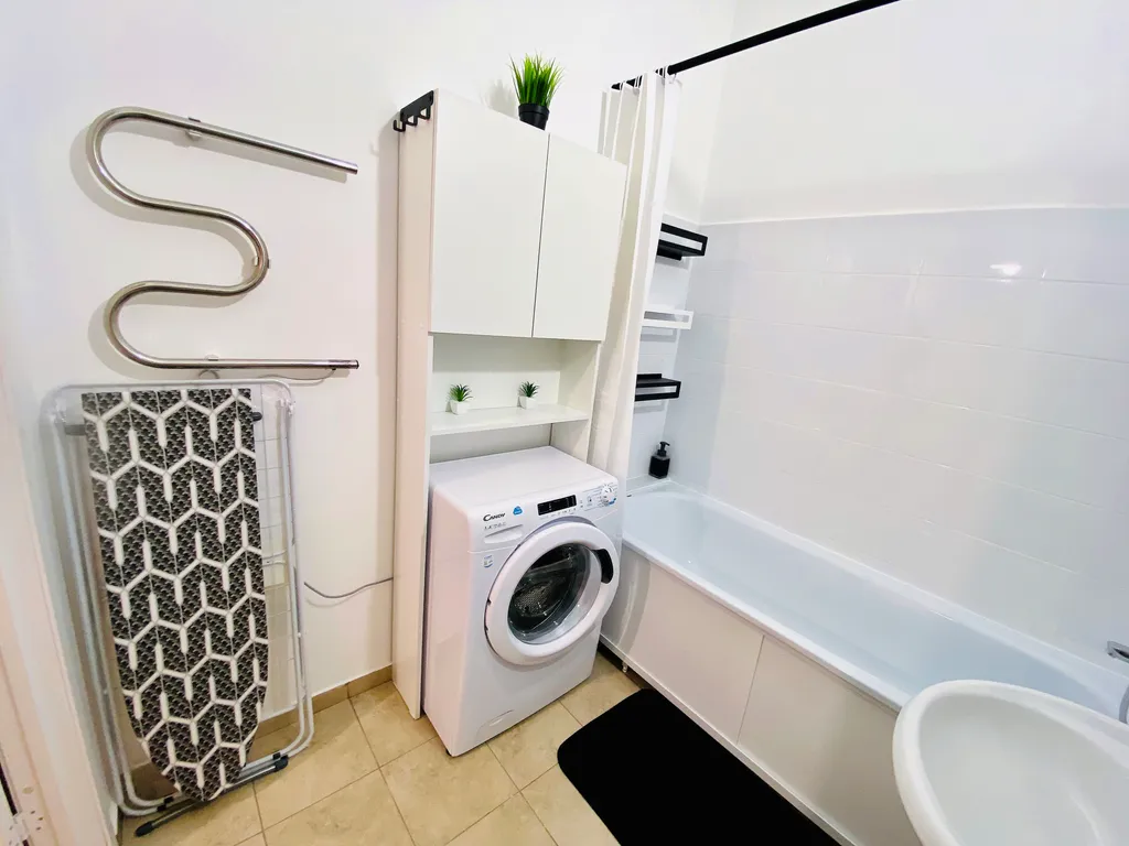 Новая студия с балконом около Москвы недалеко от Шереметьево