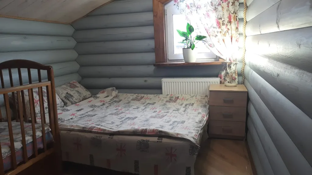 Дом из бревна с русской баней