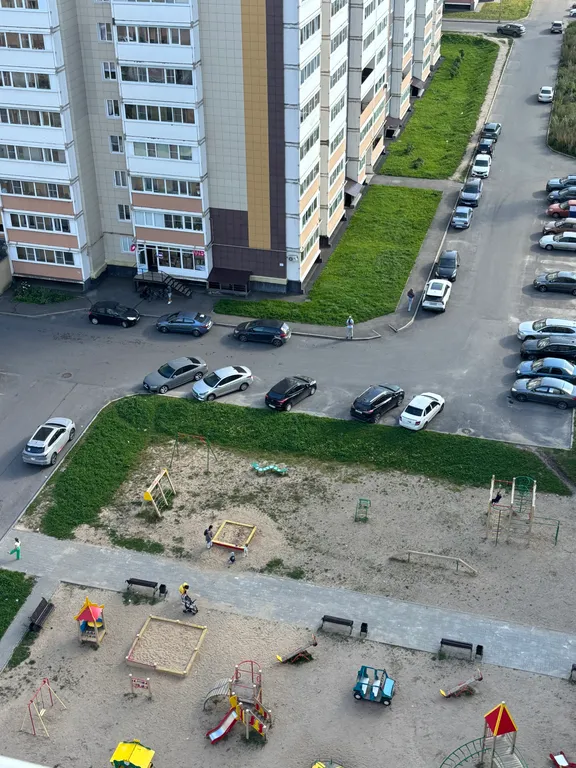 Апартаменты с отличной локацией! Рядом: ТЦ, магазины, парки, кафе