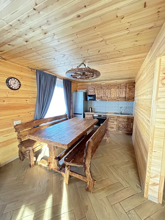 Комфортный отдых для компании вблизи горнолыжных трасс. Есть своя Баня