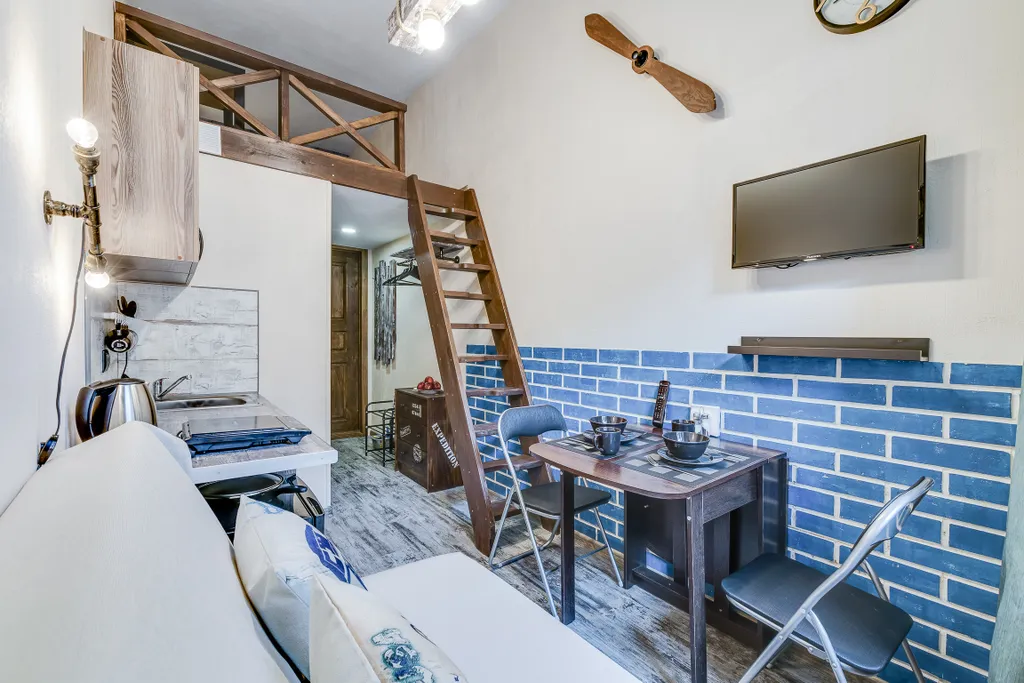 Квартира Квартира Уютная двухуровневая студия в центре города в 5 минутах от метро — Санкт-Петербург