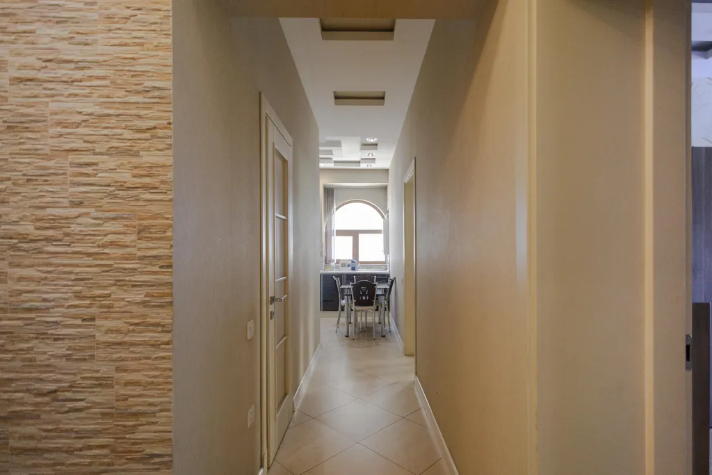 Комфортная квартира на торговой с двумя балконами