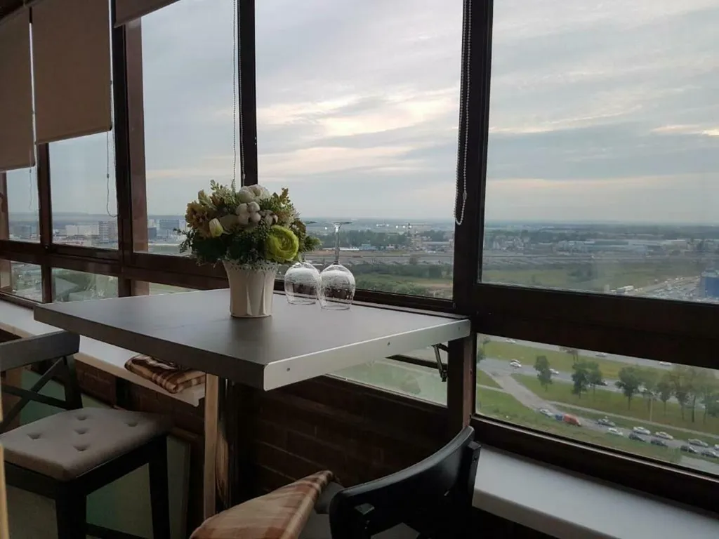 Видовой апартамент у аэропорта Sky 22 floor, вид на города с 22 этажа