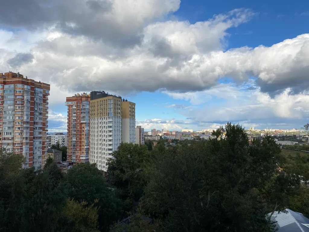 Просторная двухкомнатная квартира в центре