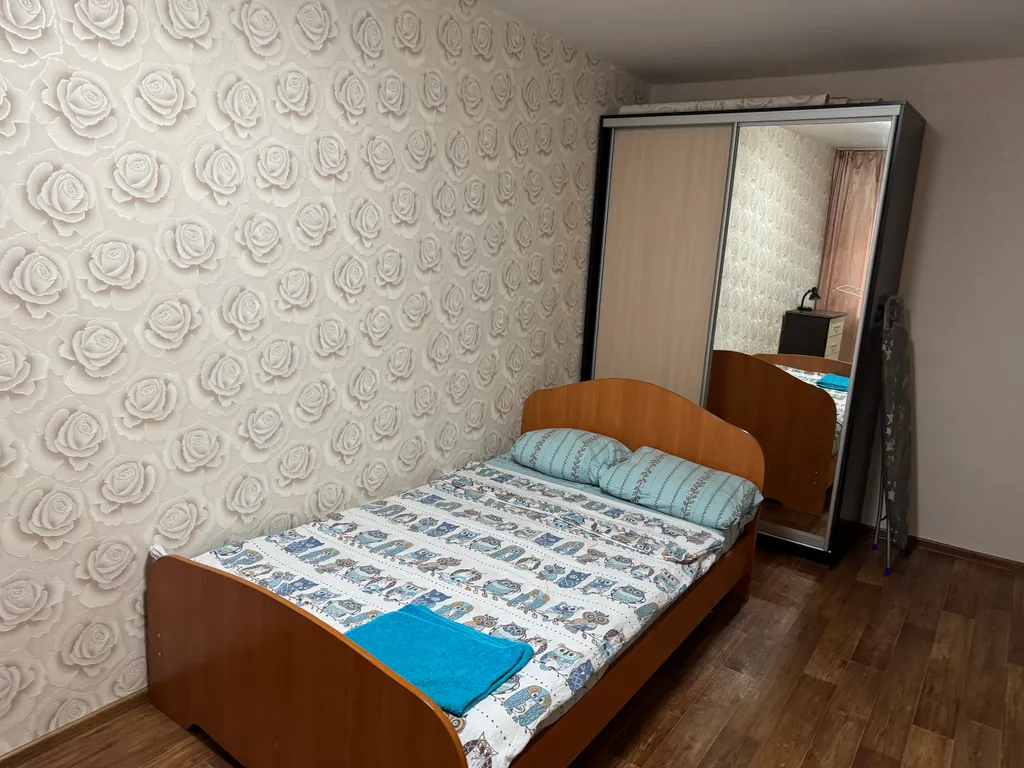 Уютная квартира рядом с бассейном и ледовым дворцом