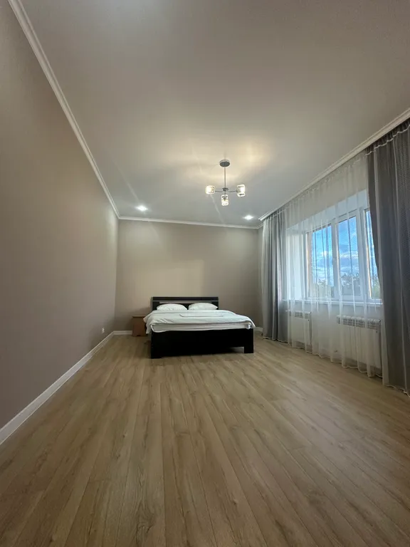 Уютные апартаменты в таунхаусе возле Парка Кирова