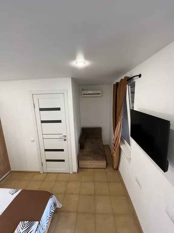 Четырехместный новый номер с террасой