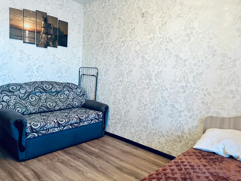 Двухкомнатная квартира с отличным ремонтом в центре города