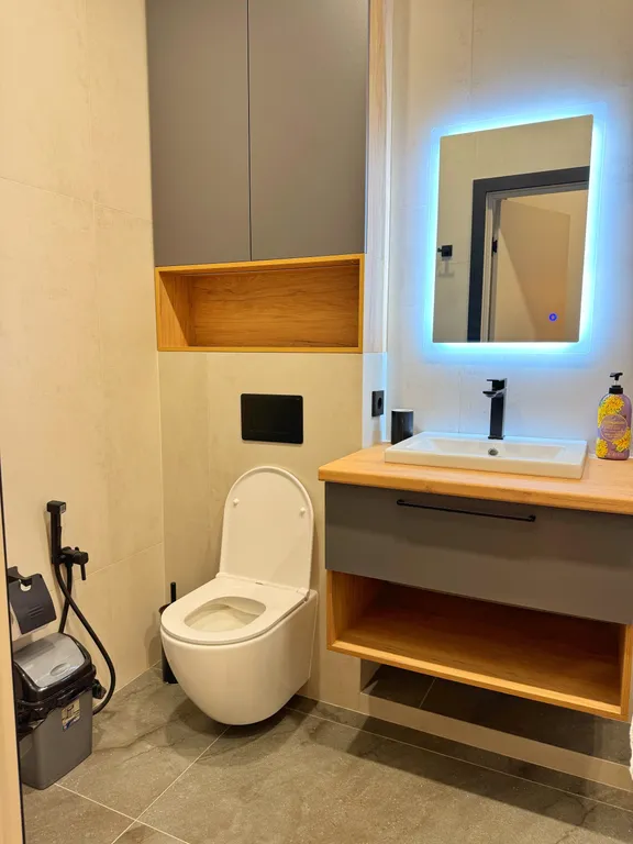 Уютная студия прямо напротив Mega Alma-Ata