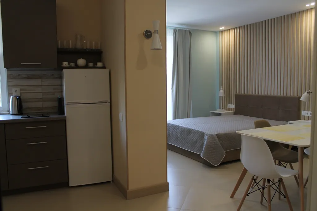 Большая студия с видом на гору Ай-Петри