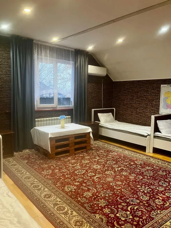 Большой уютный дом