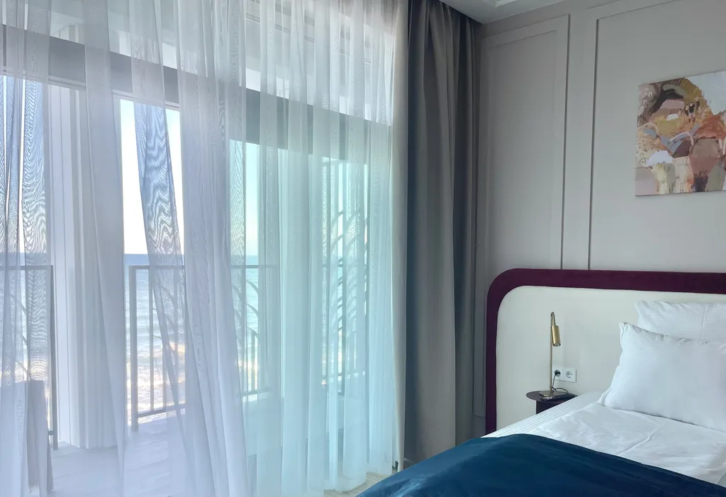 Студия на первой линии, вид на море