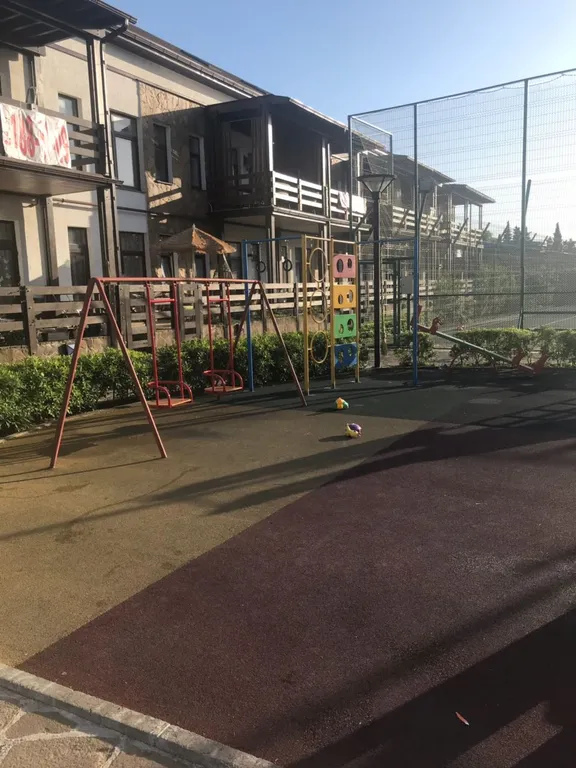 4-комнатная Квартира