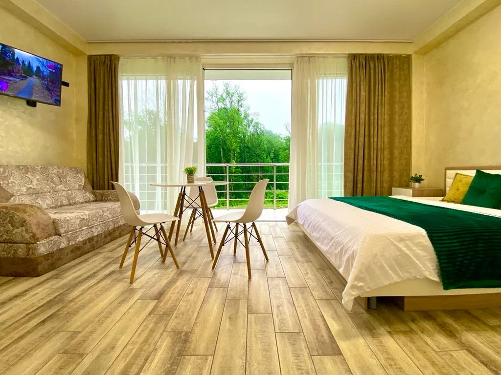 Квартира Квартира Студия с бассейном на территории — Сириус